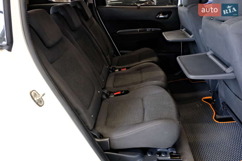 Микровэн Peugeot 5008 2014 в Одессе