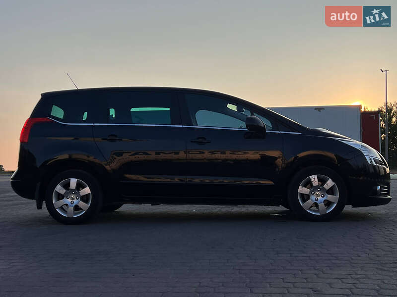 Микровэн Peugeot 5008 2011 в Радивилове фото 4 Микровэн Peugeot 5008 2011 в Радивилове