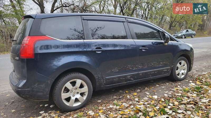 Микровэн Peugeot 5008 2009 в Миргороде