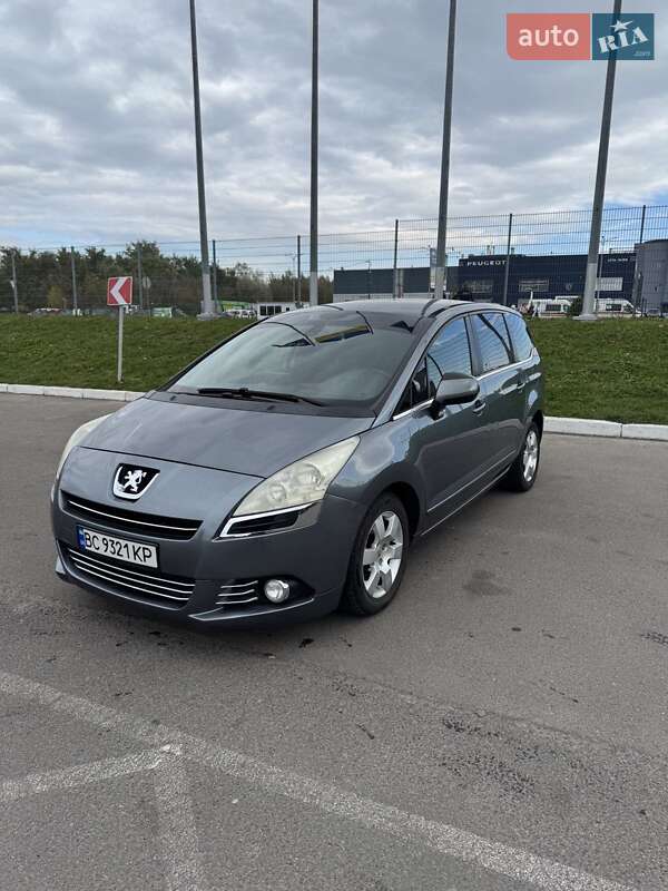Микровэн Peugeot 5008 2011 в Львове фото Микровэн Peugeot 5008 2011 в Львове