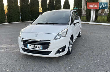 Микровэн Peugeot 5008 2015 в Дубно