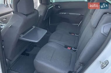 Микровэн Peugeot 5008 2015 в Дубно