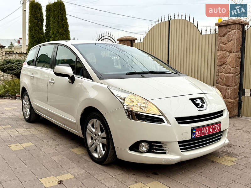 Микровэн Peugeot 5008 2012 в Тернополе