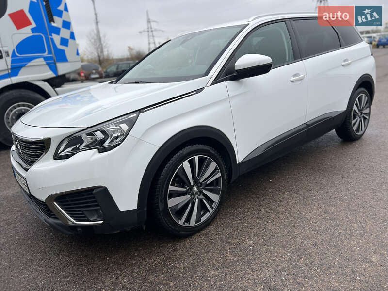 Внедорожник / Кроссовер Peugeot 5008 2017 в Ужгороде фото 10 Внедорожник / Кроссовер Peugeot 5008 2017 в Ужгороде