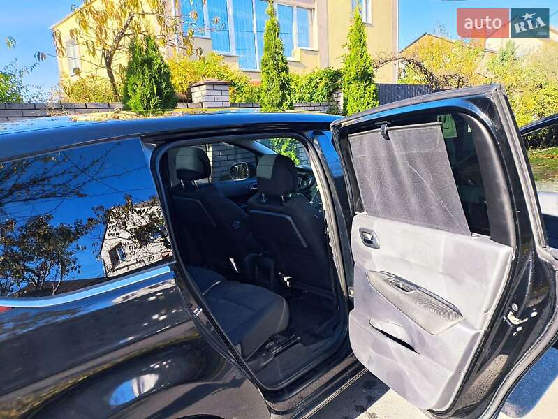 Микровэн Peugeot 5008 2009 в Виннице