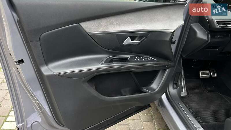 Внедорожник / Кроссовер Peugeot 5008 2019 в Ивано-Франковске