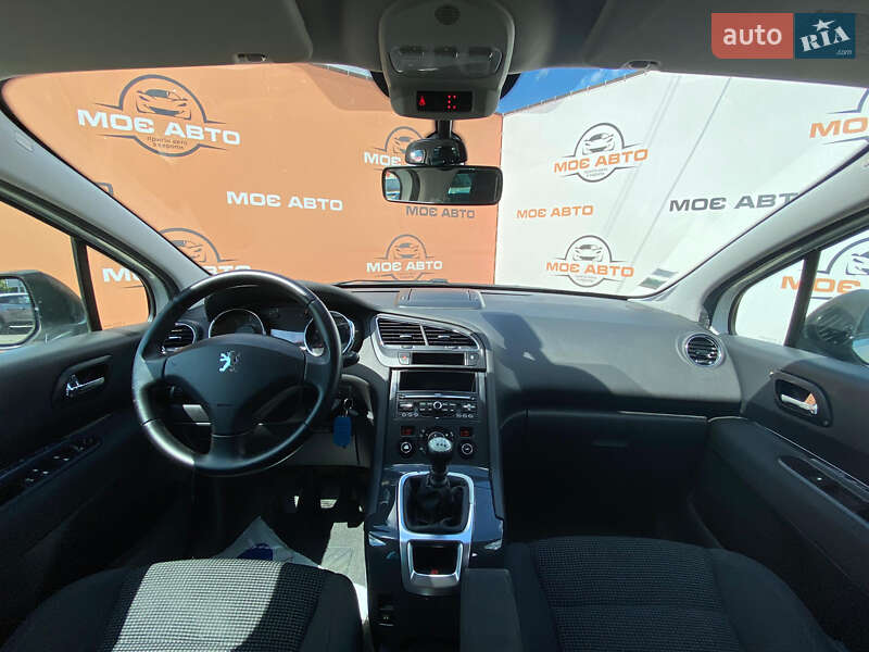 Микровэн Peugeot 5008 2013 в Ровно фото 12 Микровэн Peugeot 5008 2013 в Ровно