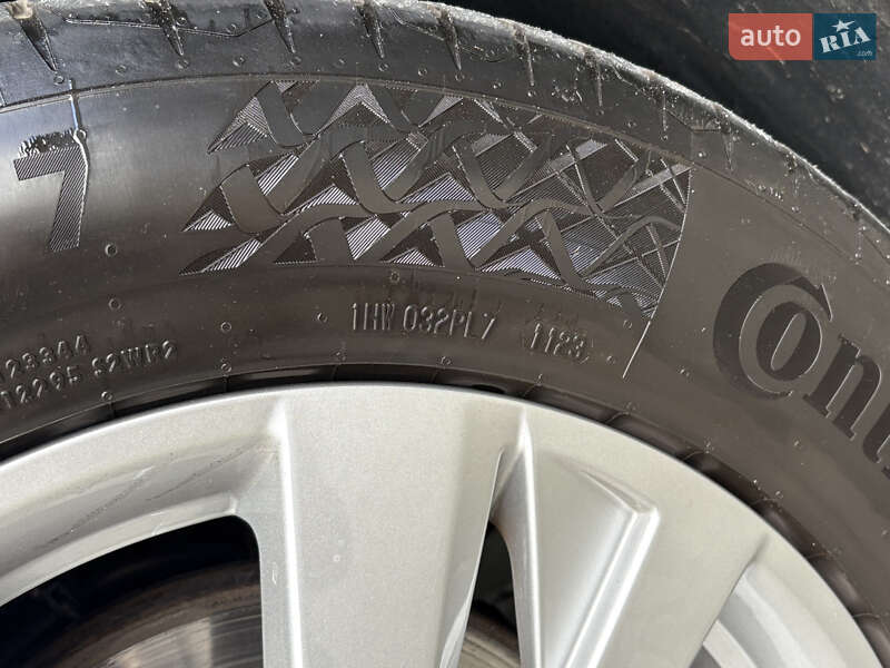 Внедорожник / Кроссовер Peugeot 5008 2020 в Львове фото 98 Внедорожник / Кроссовер Peugeot 5008 2020 в Львове