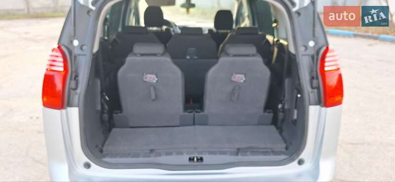 Микровэн Peugeot 5008 2010 в Богуславе фото 23 Микровэн Peugeot 5008 2010 в Богуславе
