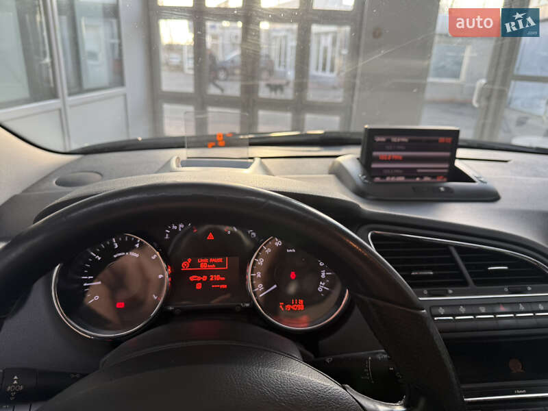 Микровэн Peugeot 5008 2010 в Николаеве фото 15 Микровэн Peugeot 5008 2010 в Николаеве