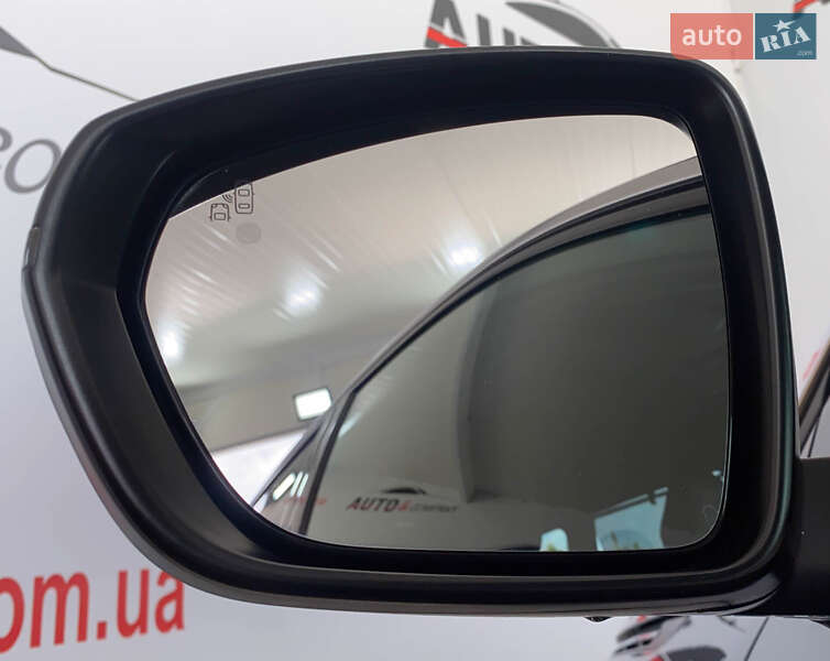 Позашляховик / Кросовер Peugeot 5008 2018 в Львові фото 45 Позашляховик / Кросовер Peugeot 5008 2018 в Львові