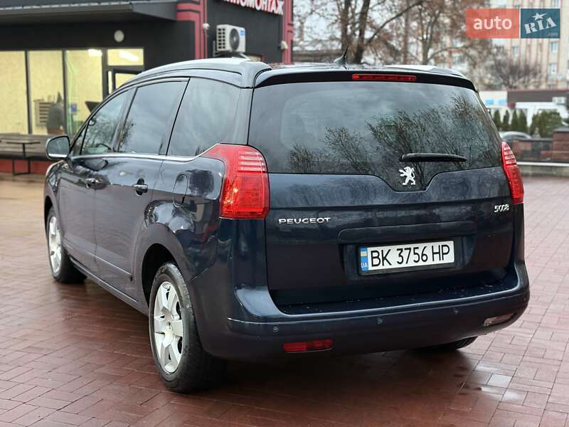 Мікровен Peugeot 5008 2011 в Рівному