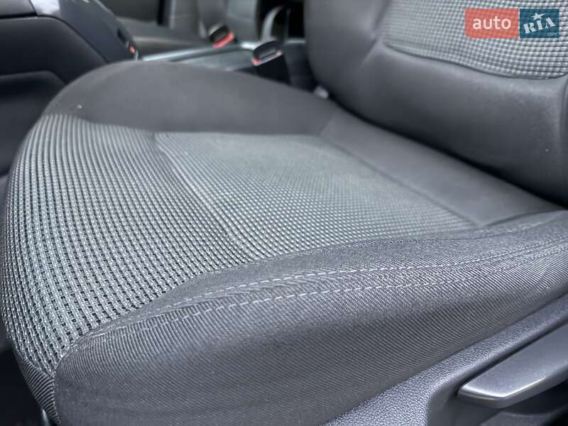 Мікровен Peugeot 5008 2011 в Рівному