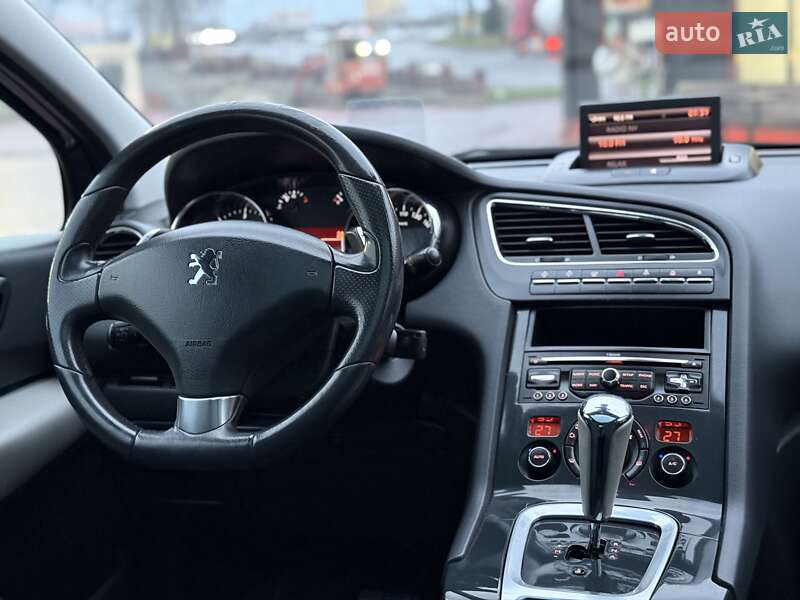 Мікровен Peugeot 5008 2011 в Рівному