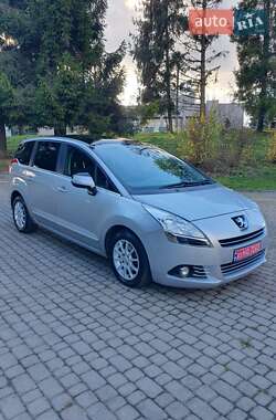 Мікровен Peugeot 5008 2013 в Рівному