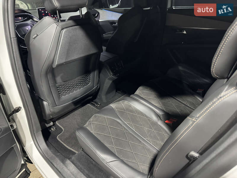 Внедорожник / Кроссовер Peugeot 5008 2018 в Одессе