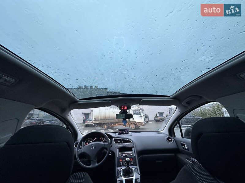 Микровэн Peugeot 5008 2011 в Ровно