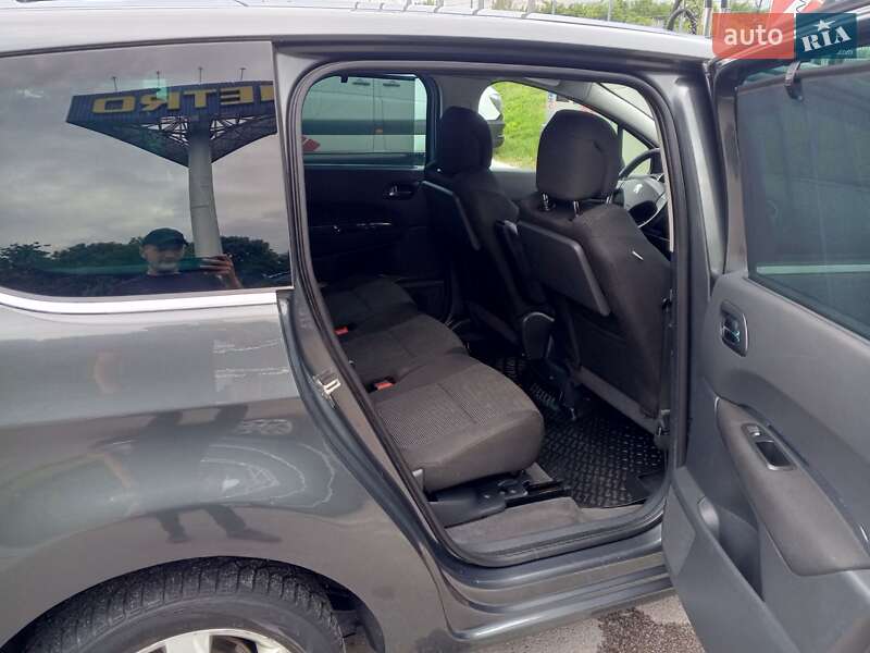 Мікровен Peugeot 5008 2010 в Львові