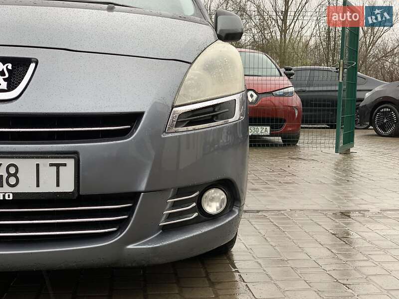 Мікровен Peugeot 5008 2011 в Бердичеві