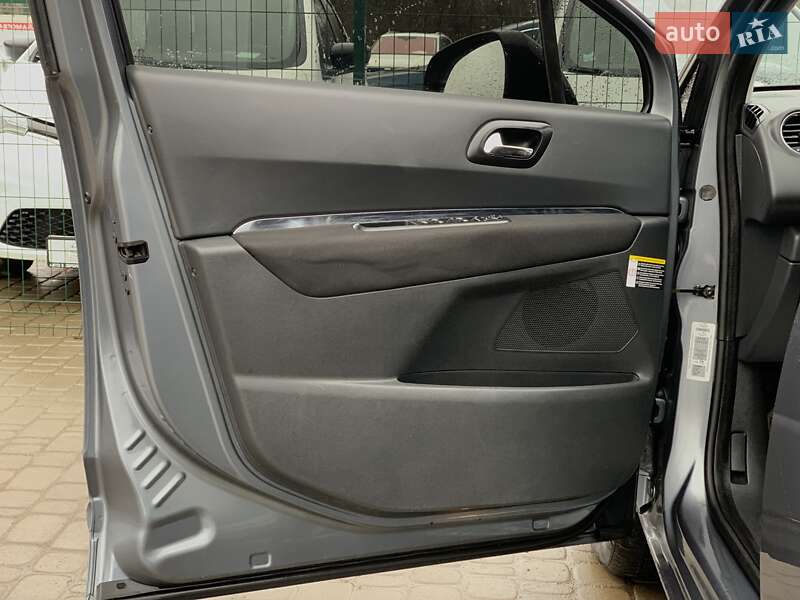 Мікровен Peugeot 5008 2011 в Бердичеві