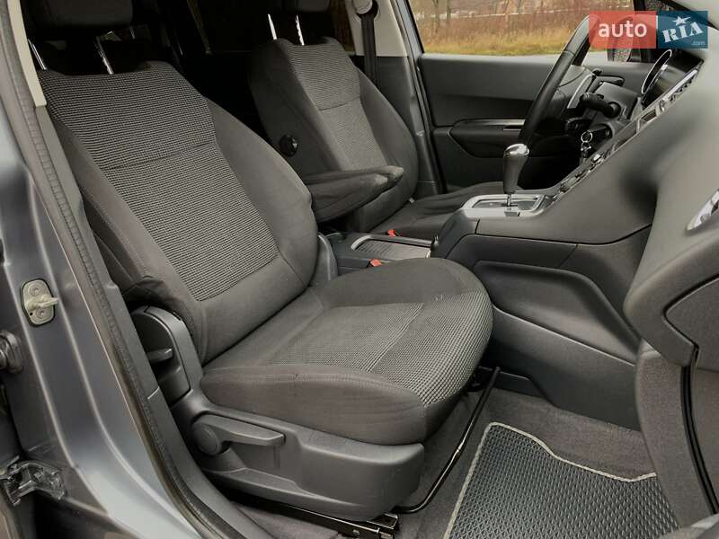 Мікровен Peugeot 5008 2011 в Бердичеві