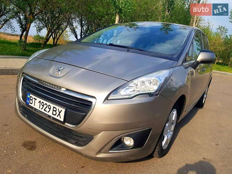 Микровэн Peugeot 5008 2014 в Николаеве