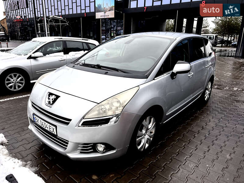 Peugeot 5008 2010 Peugeot 5008 2010