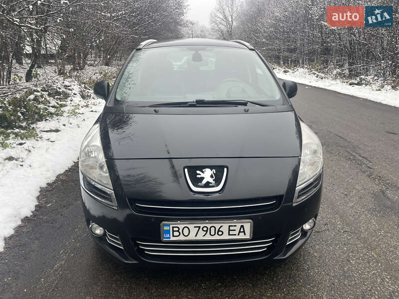 Микровэн Peugeot 5008 2013 в Тернополе