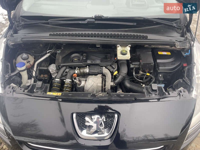 Микровэн Peugeot 5008 2013 в Тернополе