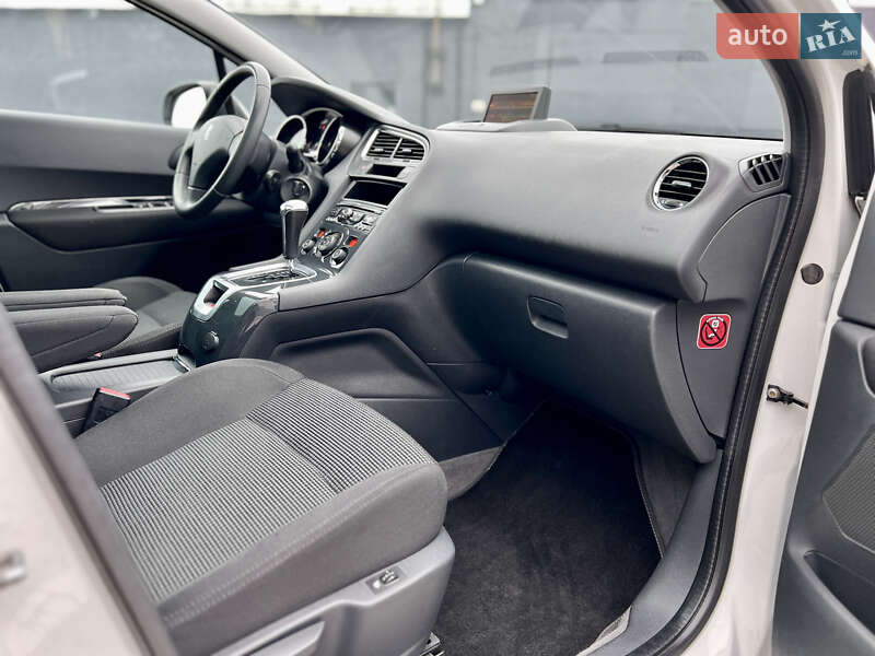 Мікровен Peugeot 5008 2011 в Івано-Франківську