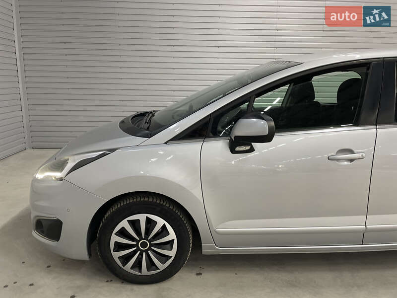 Микровэн Peugeot 5008 2014 в Стрые