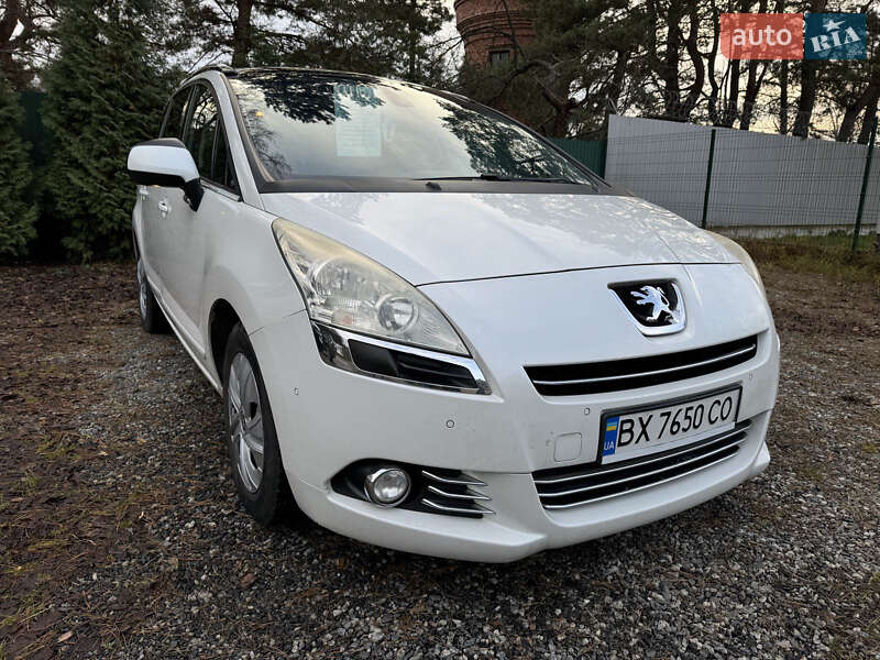 Peugeot 5008 2011 Peugeot 5008 2011