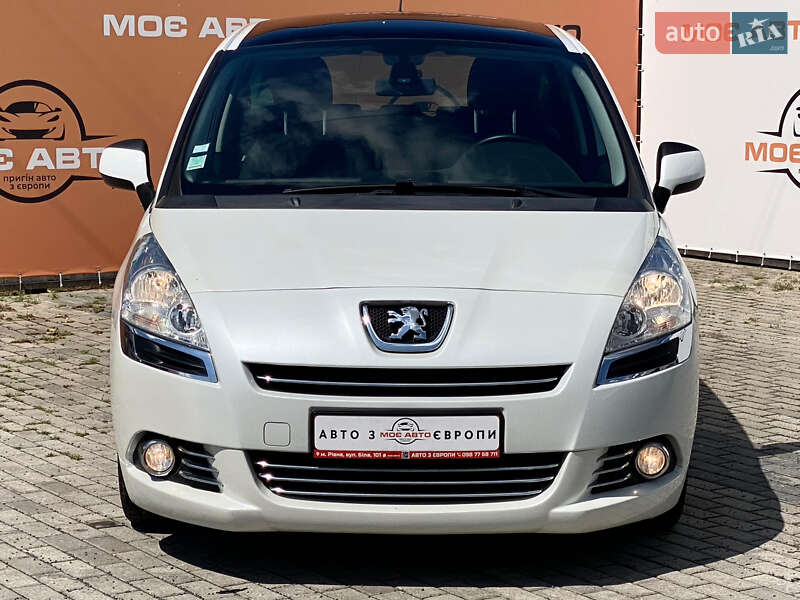 Микровэн Peugeot 5008 2013 в Ровно