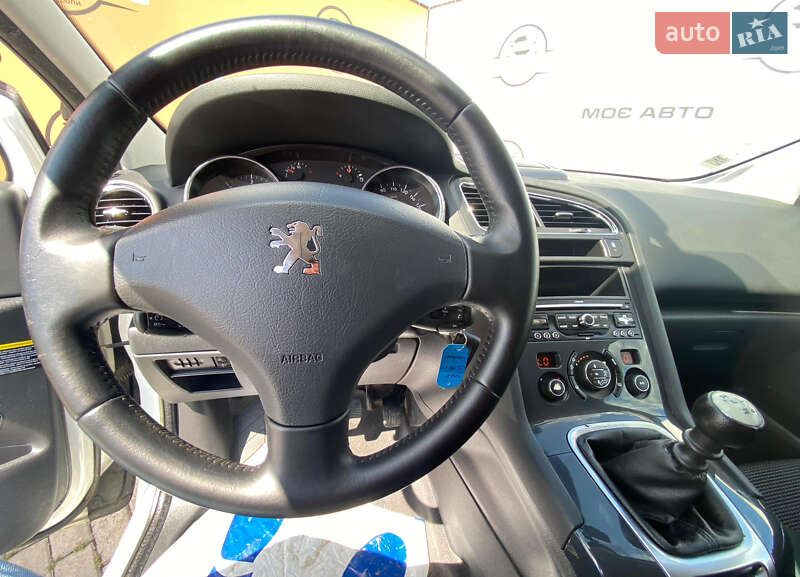 Микровэн Peugeot 5008 2013 в Ровно