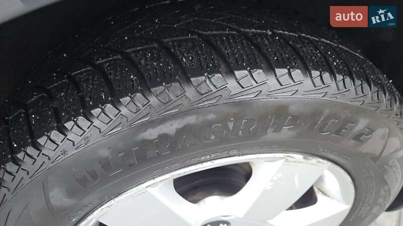 Микровэн Peugeot 5008 2014 в Виннице