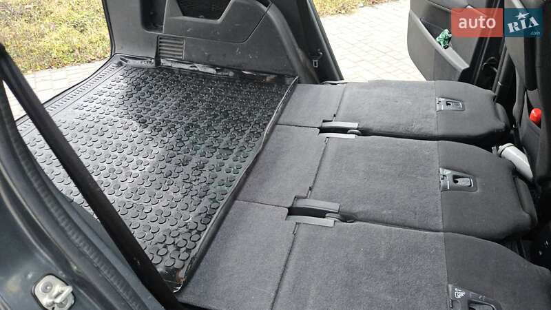 Микровэн Peugeot 5008 2014 в Виннице