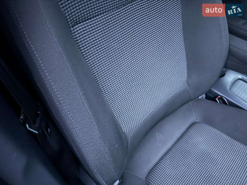 Мікровен Peugeot 5008 2010 в Рівному