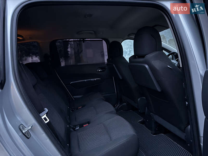 Мікровен Peugeot 5008 2010 в Рівному