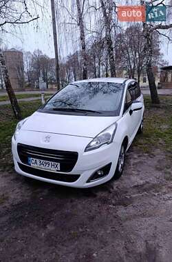 Микровэн Peugeot 5008 2015 в Пирятине
