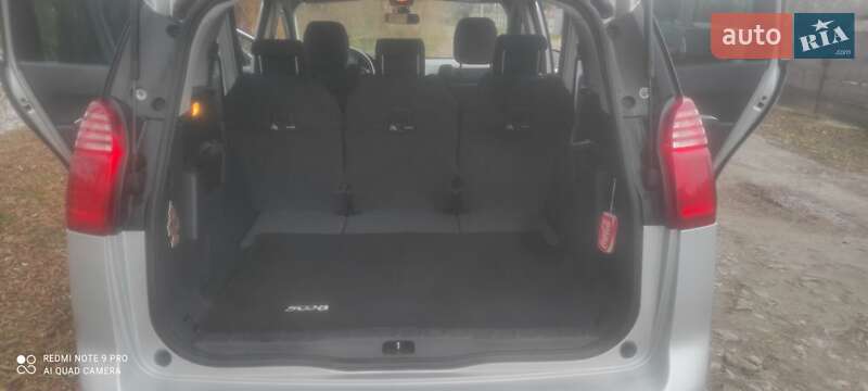 Микровэн Peugeot 5008 2015 в Нетешине фото 21 Микровэн Peugeot 5008 2015 в Нетешине