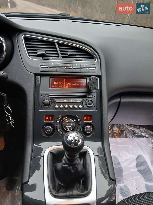 Мікровен Peugeot 5008 2011 в Костопілі фото 28 Мікровен Peugeot 5008 2011 в Костопілі