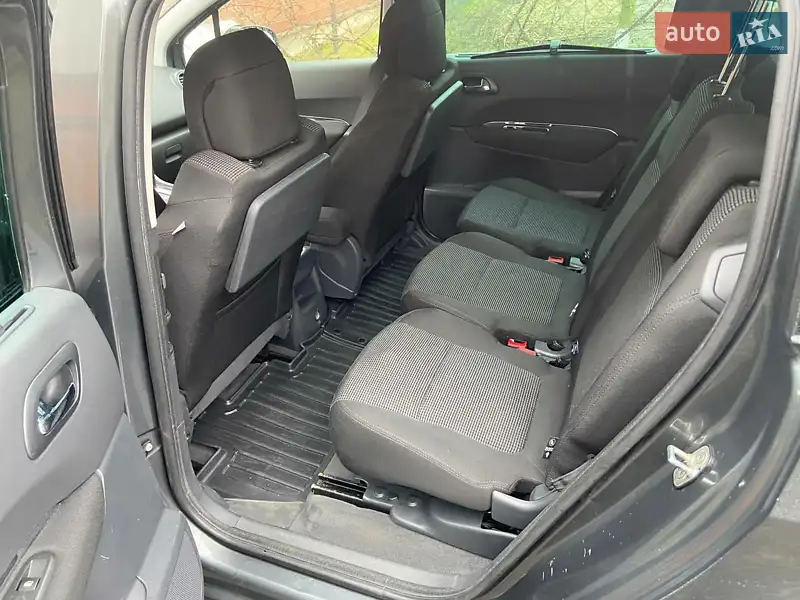 Peugeot 5008 2009 VIN VF30E9HZH9S207808 фото оголошення 7 з 48