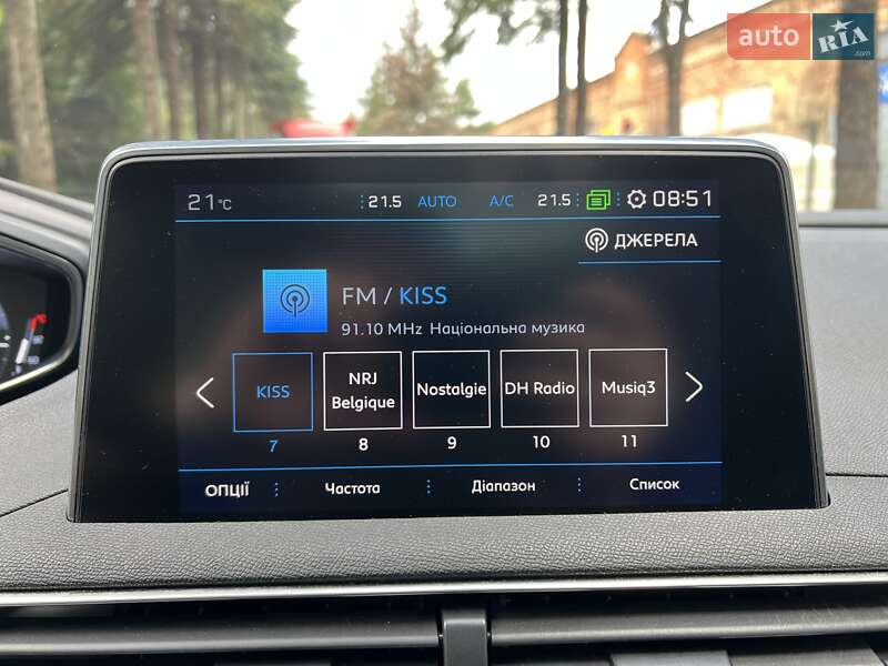 Внедорожник / Кроссовер Peugeot 5008 2019 в Львове