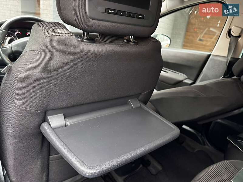 Микровэн Peugeot 5008 2011 в Ивано-Франковске фото 60 Микровэн Peugeot 5008 2011 в Ивано-Франковске