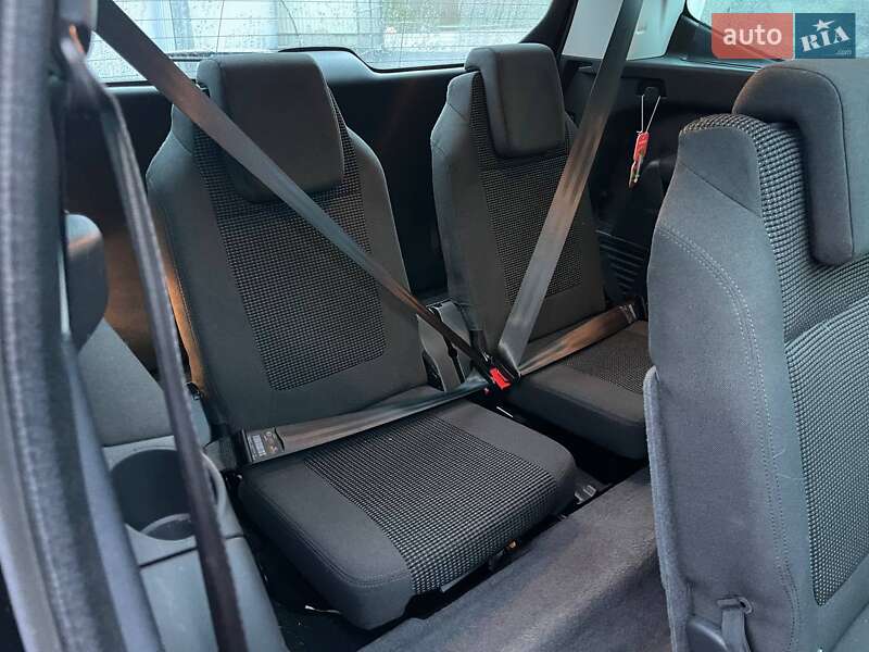 Мікровен Peugeot 5008 2012 в Києві