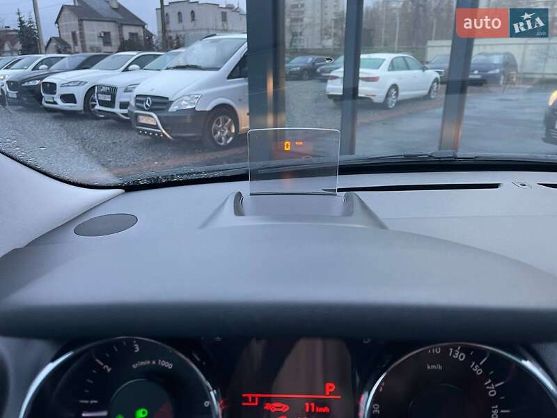 Мікровен Peugeot 5008 2012 в Києві