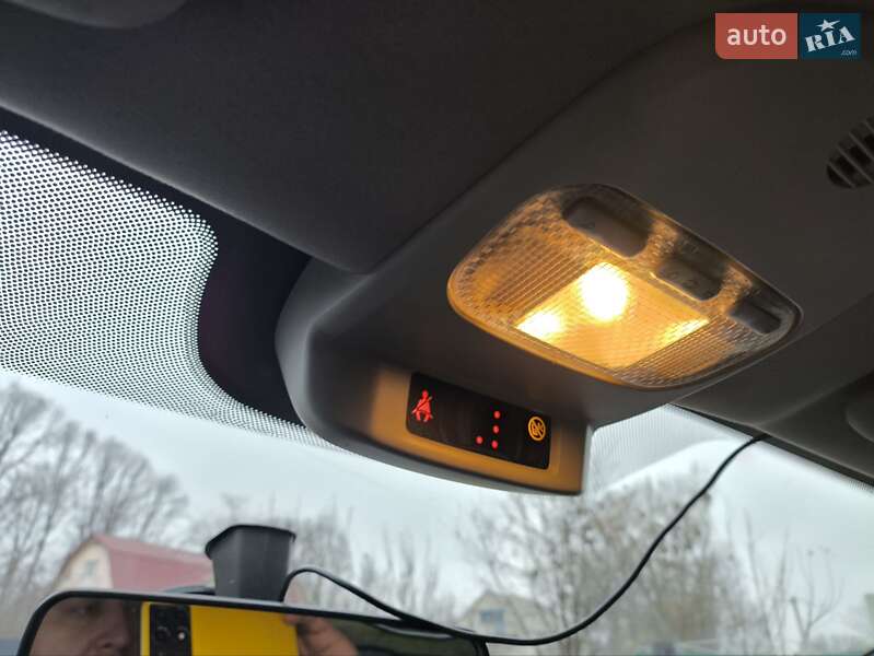 Микровэн Peugeot 5008 2009 в Звягеле