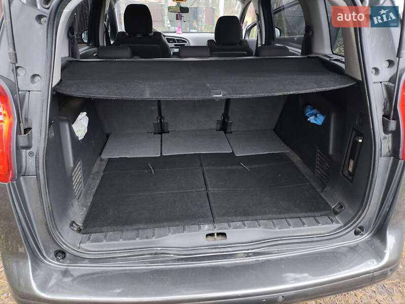 Микровэн Peugeot 5008 2009 в Звягеле