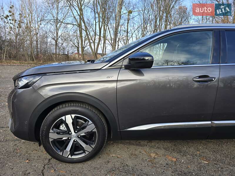 Внедорожник / Кроссовер Peugeot 5008 2021 в Калуше