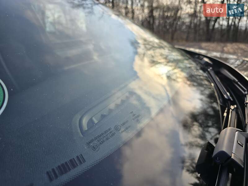 Внедорожник / Кроссовер Peugeot 5008 2021 в Калуше